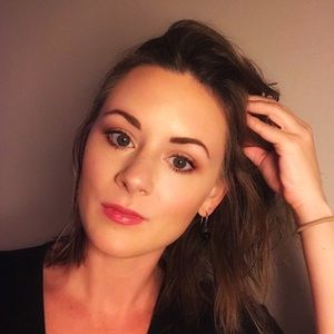 Meet your Posher, Rebecca